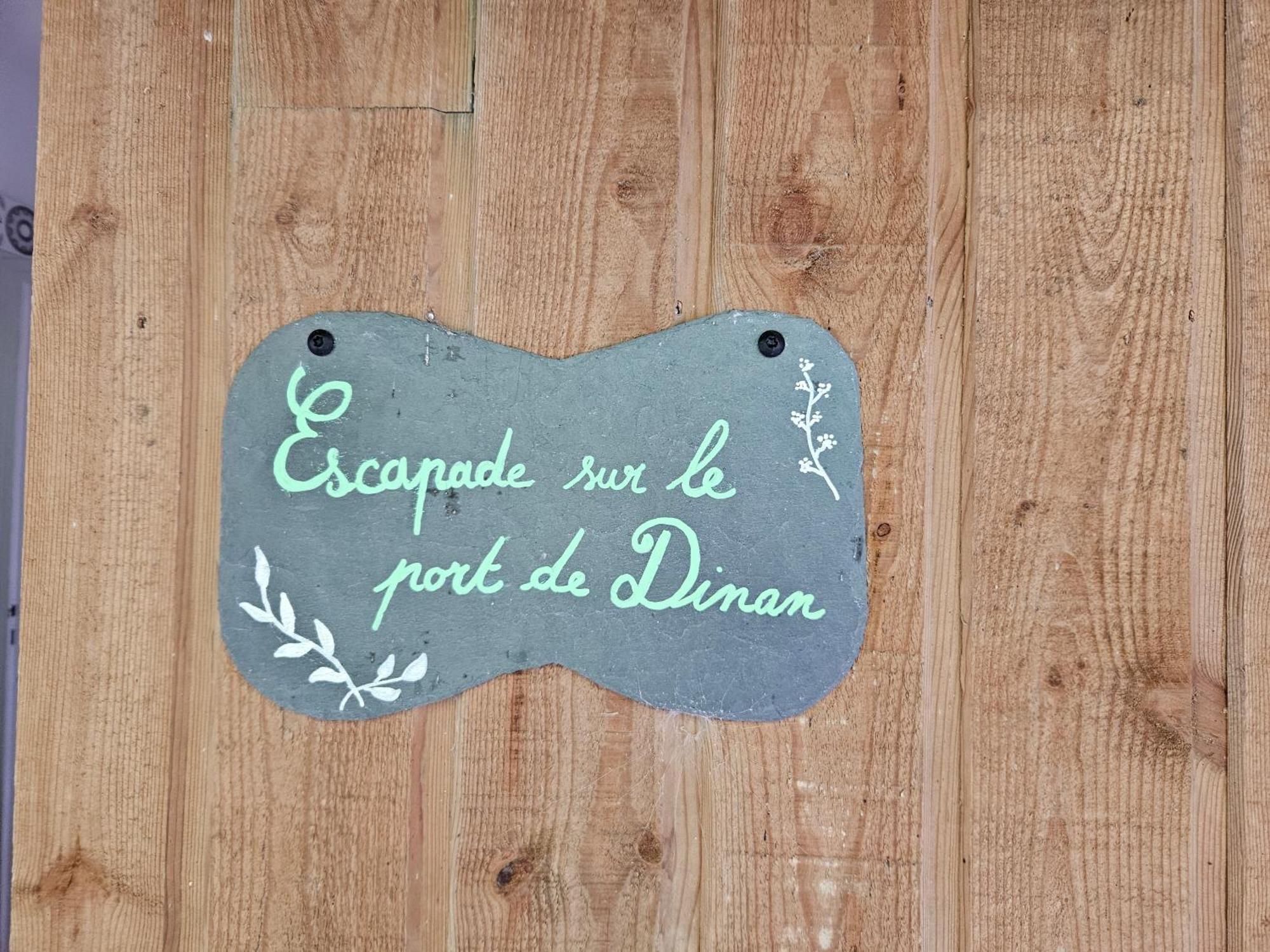 Escapade Sur Le Port De Dinan Apartment Exterior foto